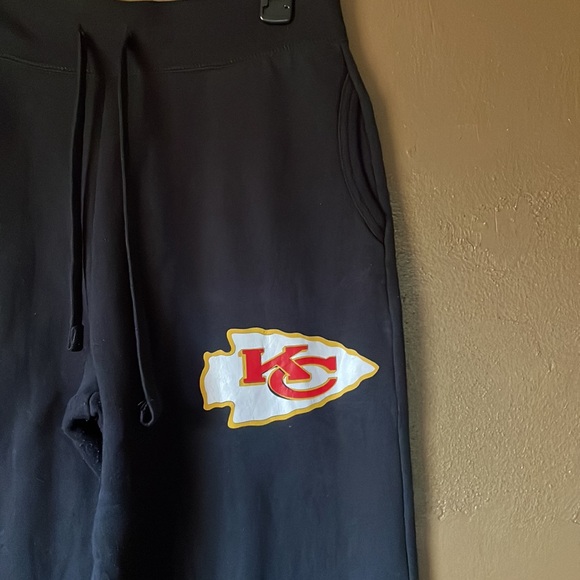 NFL Kansas City Chiefs Black Drawstring Sweatpants / Size Large - Picture 2 of 5